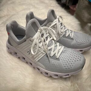 Women’s On cloud swift